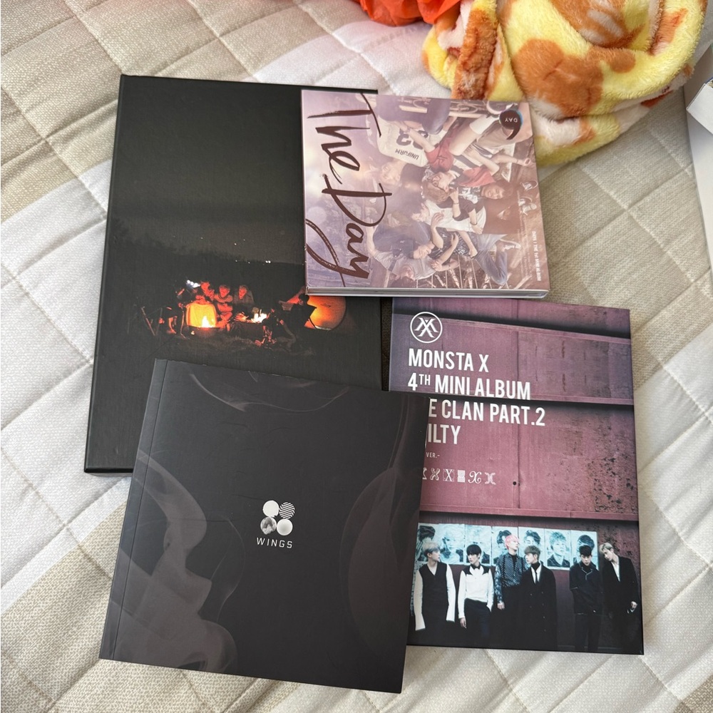 LOT of 4 KPOP Album BTS Wings Young Forever Monsta X and Day6